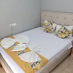 Dünya Otel