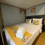 Dünya Otel