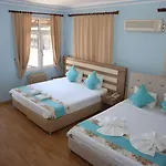 Dünya Otel